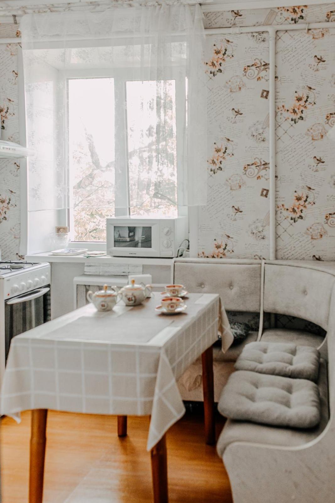 Comfortable Apartments On Hrushevskogo Street Near 16 City Hospital Днепър Екстериор снимка